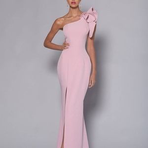 One shoulder blush dress